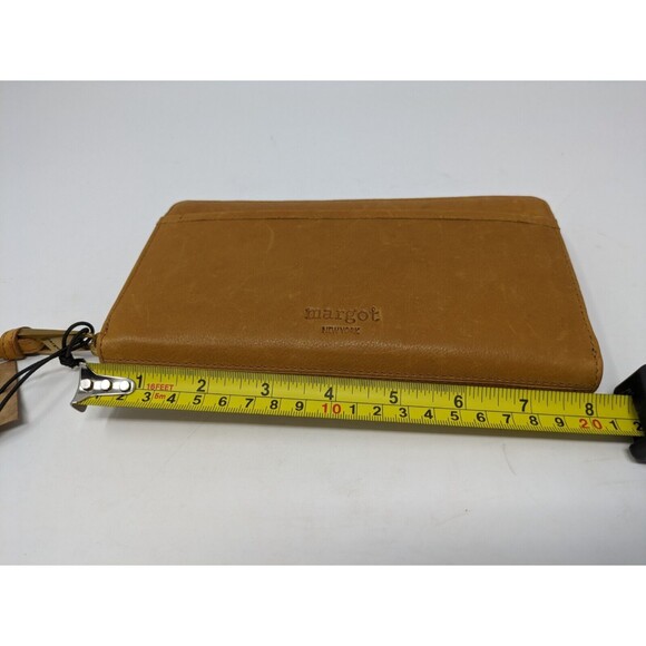 NWT $85 Margot New York Gabby Single Zip Around Leather Wallet Wristlet Cognac - Picture 8 of 10